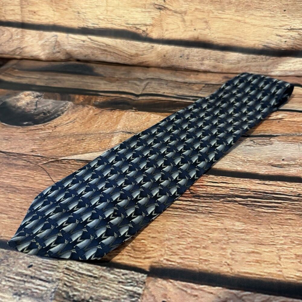 Endangered Species Silk Tie Vintage Tuxedo Penguin Animal Novelty Serial 3.75 W